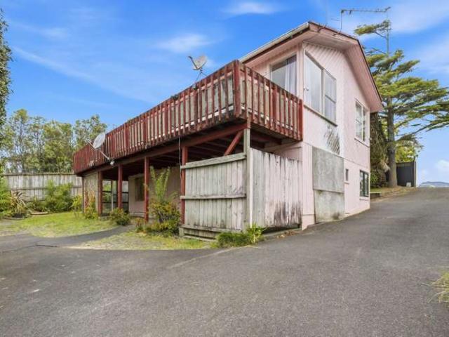 House for sale in Whangaparaoa