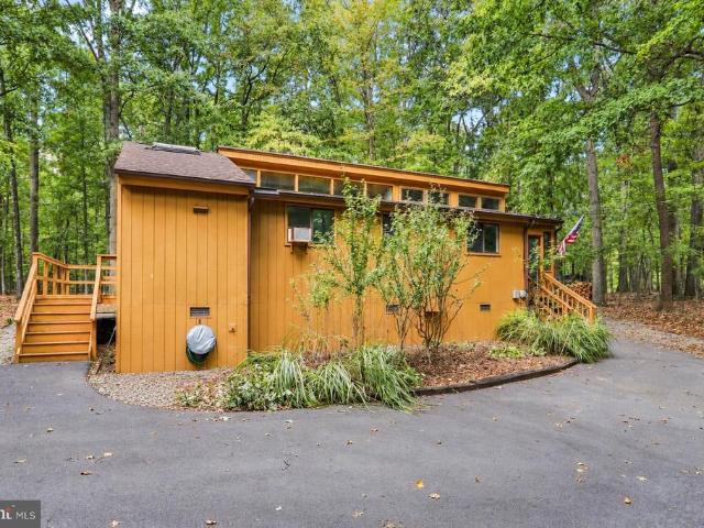 House for sale in Hedgesville, West Virginia