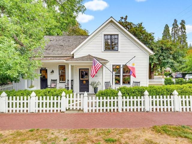 House for sale in Oregonia