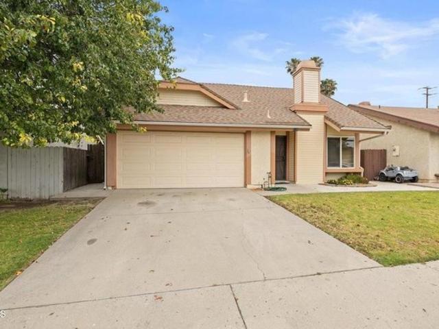House for sale in Fillmore, California