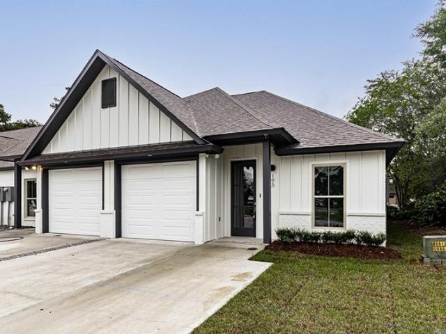 Townhouse for sale in Carville, Louisiana