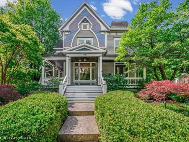 House for sale in Barrington, Illinois