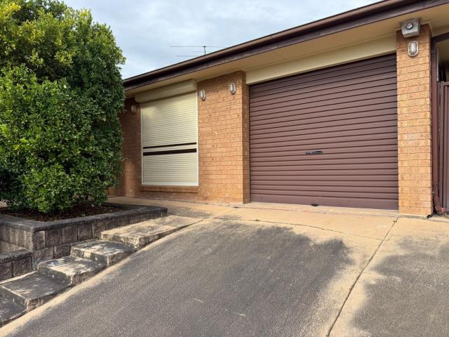 House for rent in Hinchinbrook, Sydney