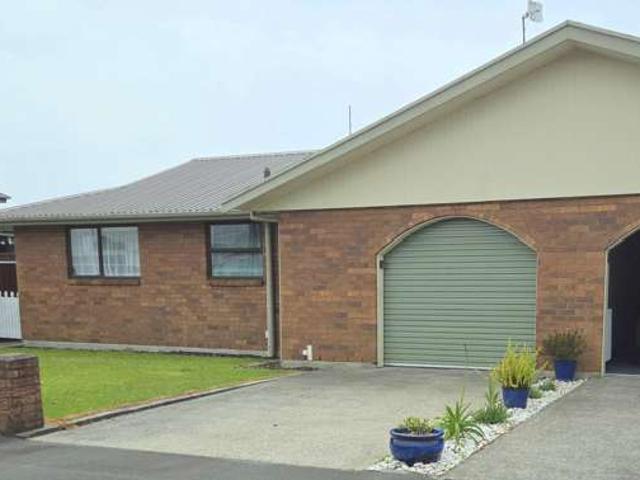 House for sale in Fairdown, West Coast