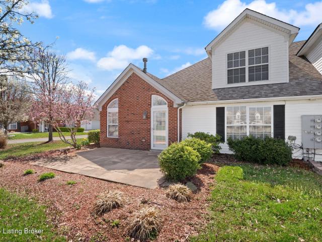 Condo for sale in Shepherdsville