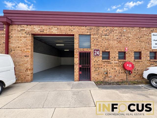 Warehouse for rent in St Marys, Sydney