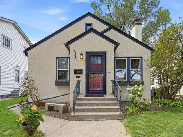 House for sale in Highland, Saint Paul