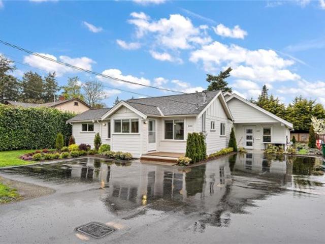 House for sale in Saanich, British Columbia