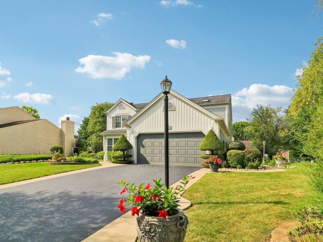 House for sale in Mchenry, Illinois