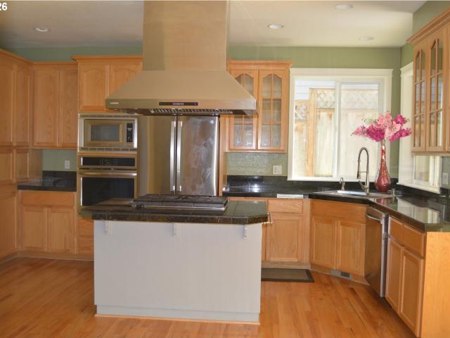 House for sale in Happy Valley, Clackamas County