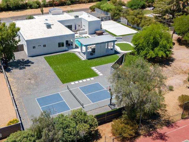 House for sale in Scottsdale, Arizona