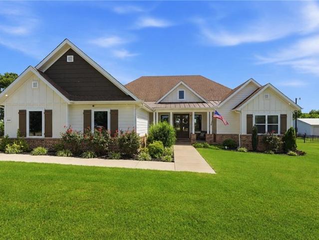 House for sale in Ark