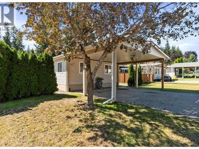 House for sale in Salmon Arm, British Columbia