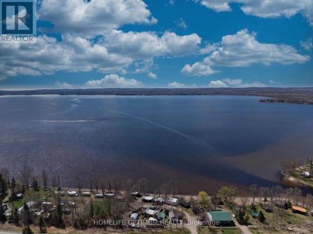 Commercial for sale in Renfrew, Ontario