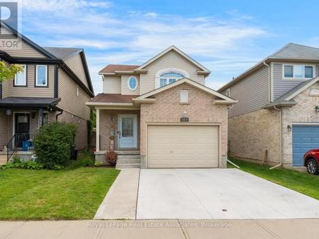 House for sale in Kitchener, Ontario