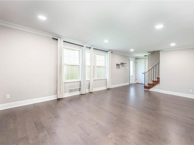 House for sale in Bridgeville, Pennsylvania