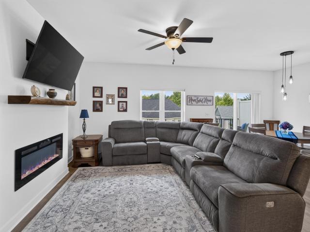 Condo for sale in Hartford, Wisconsin