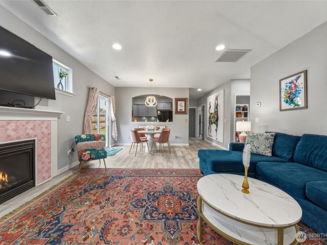 House for sale in College Place, Washington