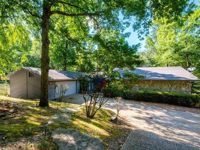 House for sale in Ark