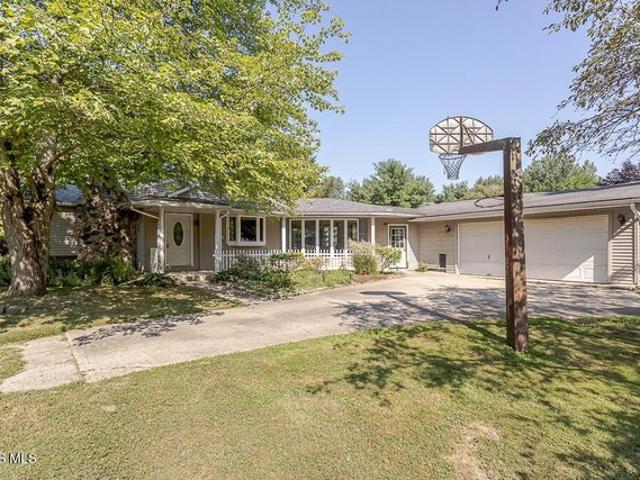 House for sale in Swanton, Ohio