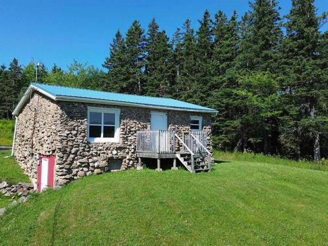 House for sale in Auld's Cove, Nova Scotia
