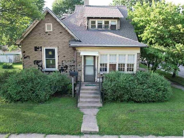 House for sale in Terre Haute, Indiana