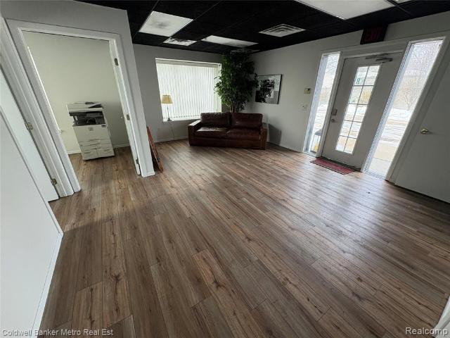 Commercial for sale in Waterford, Michigan