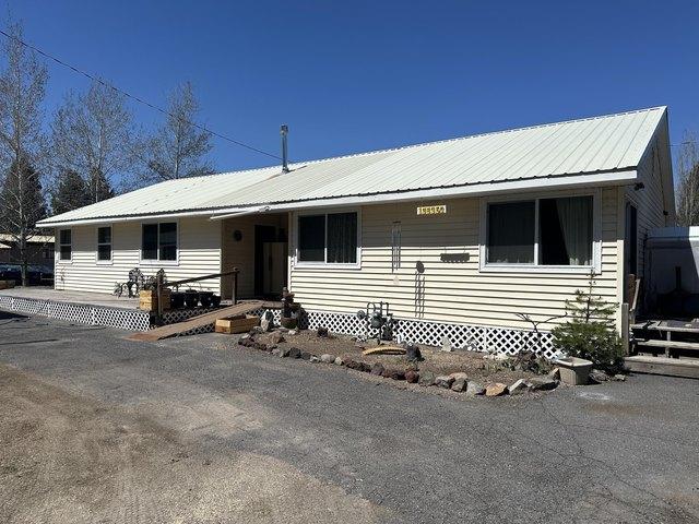 House for sale in Crescent, Klamath County