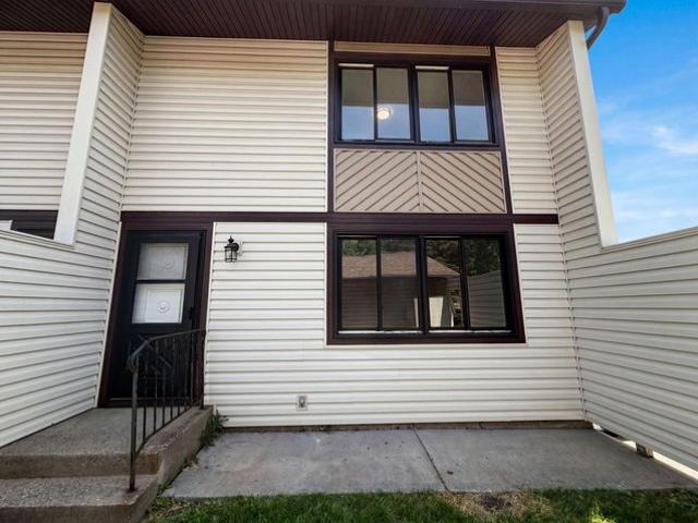 Townhouse for sale in Burnsville, Minnesota