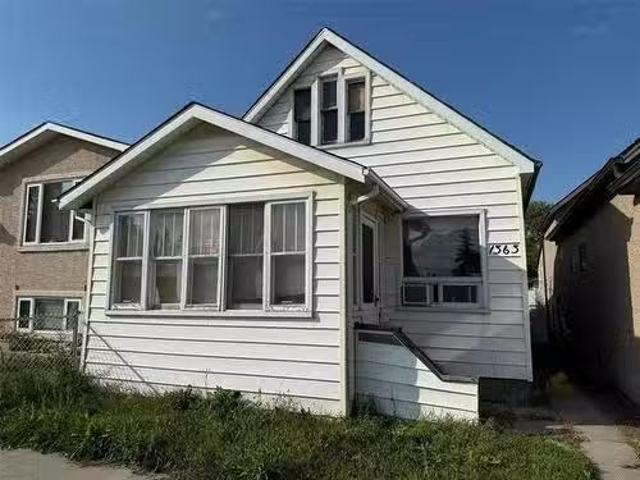House for sale in East St. Paul, Manitoba