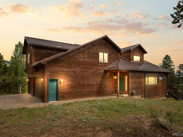 House for sale in Highland Park, Bailey
