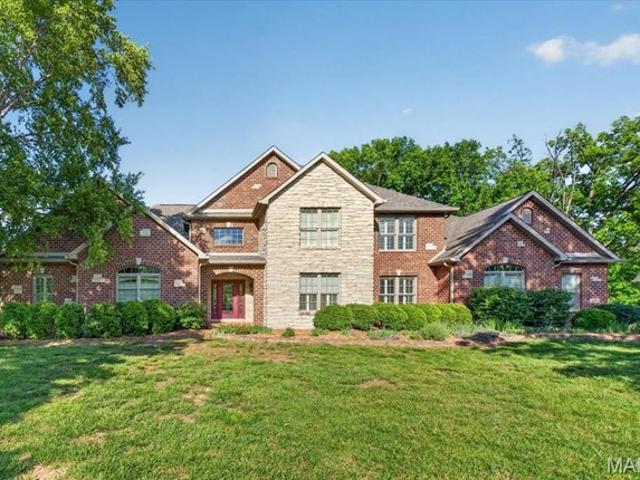 House for sale in Highland, Illinois