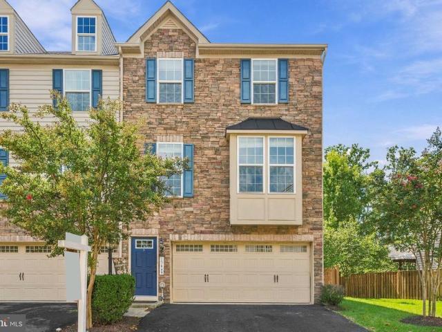 Townhouse for sale in Virginia