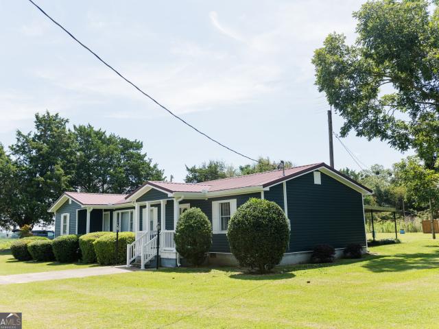 House for sale in Potterville, Reynolds