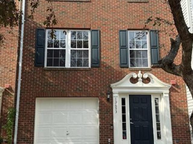 Townhouse for sale in Virginia