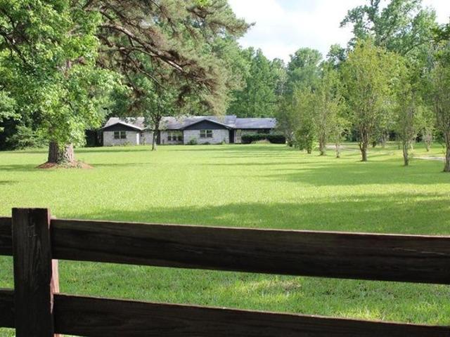 House for sale in New Boston, Texas