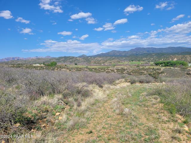 Land for sale in Skull Valley, Arizona