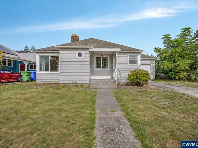 House for sale in Oregonia