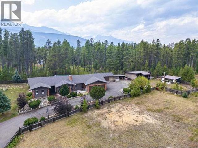 House for sale in Valemount, British Columbia