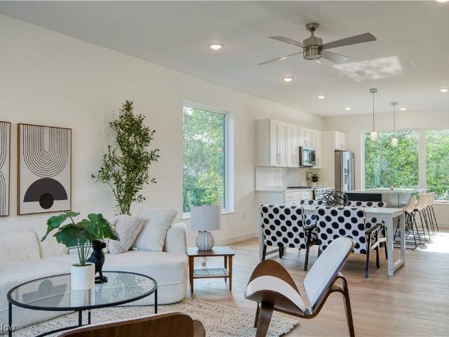 Townhouse for sale in Cleveland