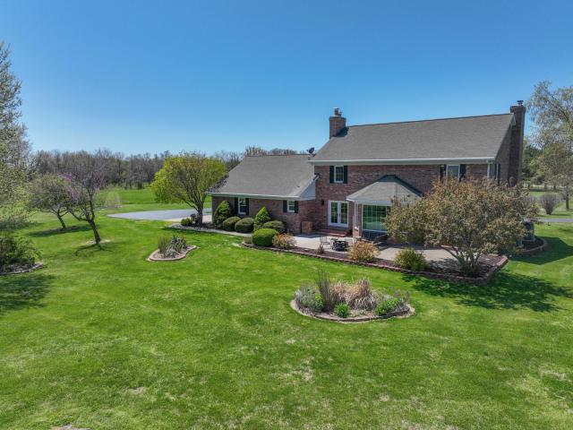 House for sale in Barry, Missouri