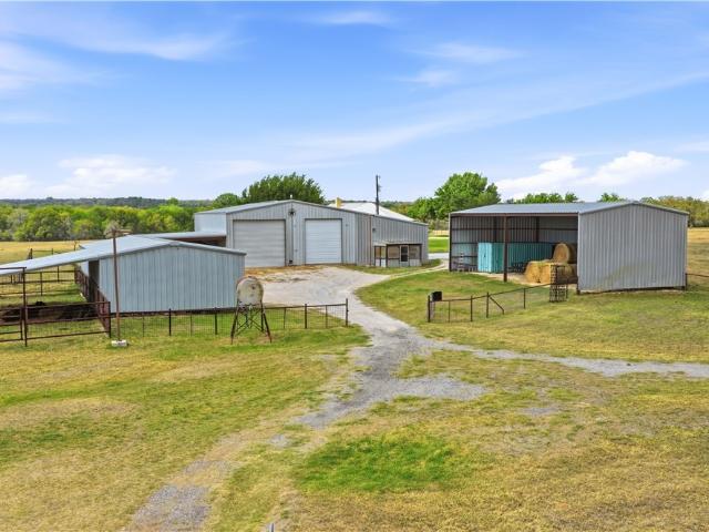 Farm for sale in Kingsbury, Guadalupe County