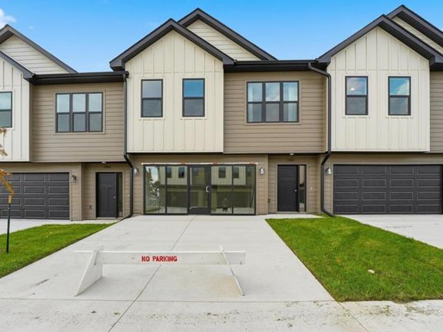 Townhouse for sale in Waukee, Iowa