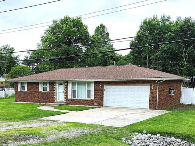 House for sale in East Saint Louis, Illinois