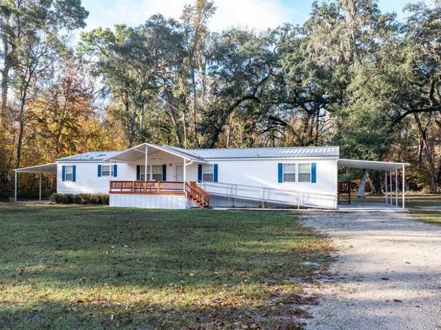 House for sale in Fort White, Florida
