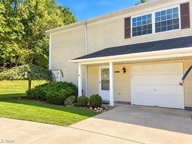 Condo for sale in North Royalton, Cuyahoga County