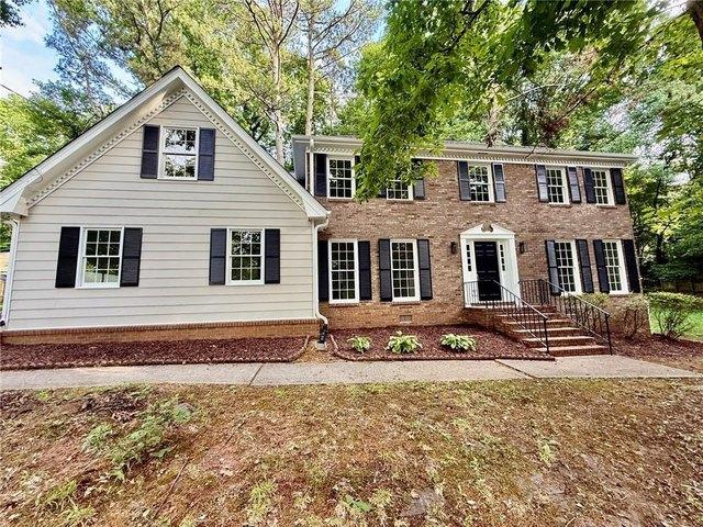 House for sale in Lilburn, Georgia