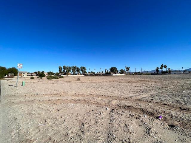 Land for sale in Blythe, California
