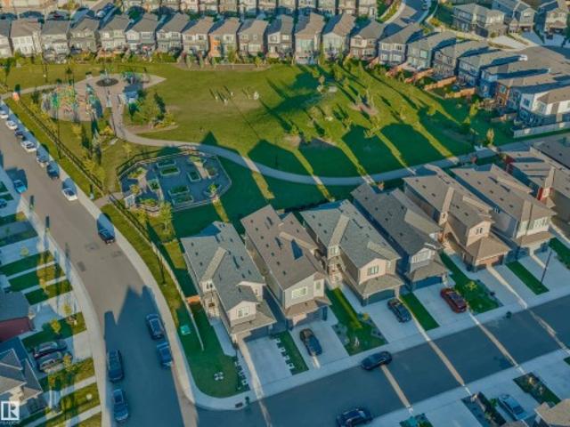 House for sale in Kinglet Gardens, Edmonton