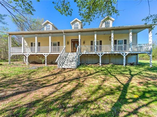 House for sale in Ark